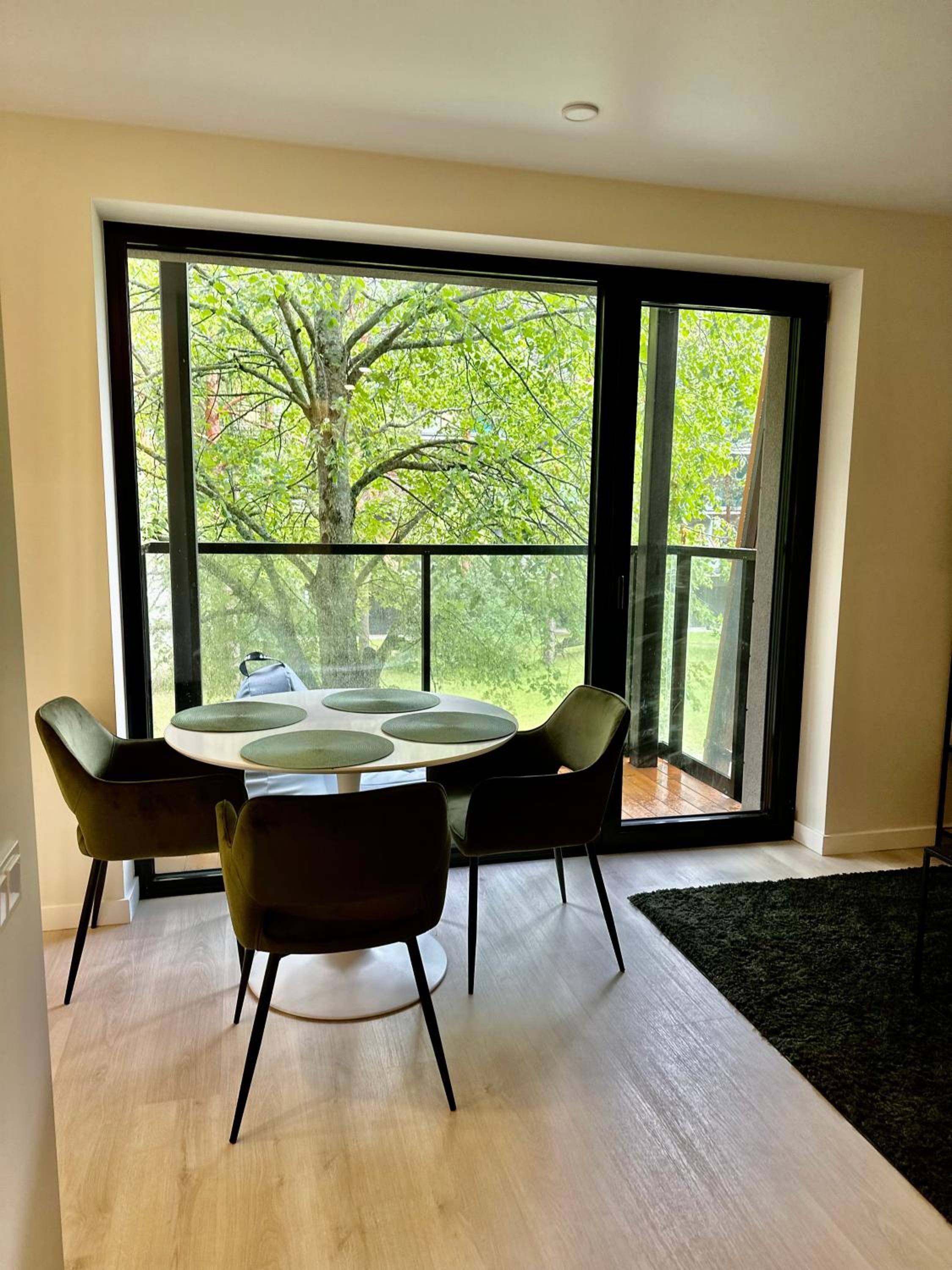 Green Leaf Apartment Vanagupe
