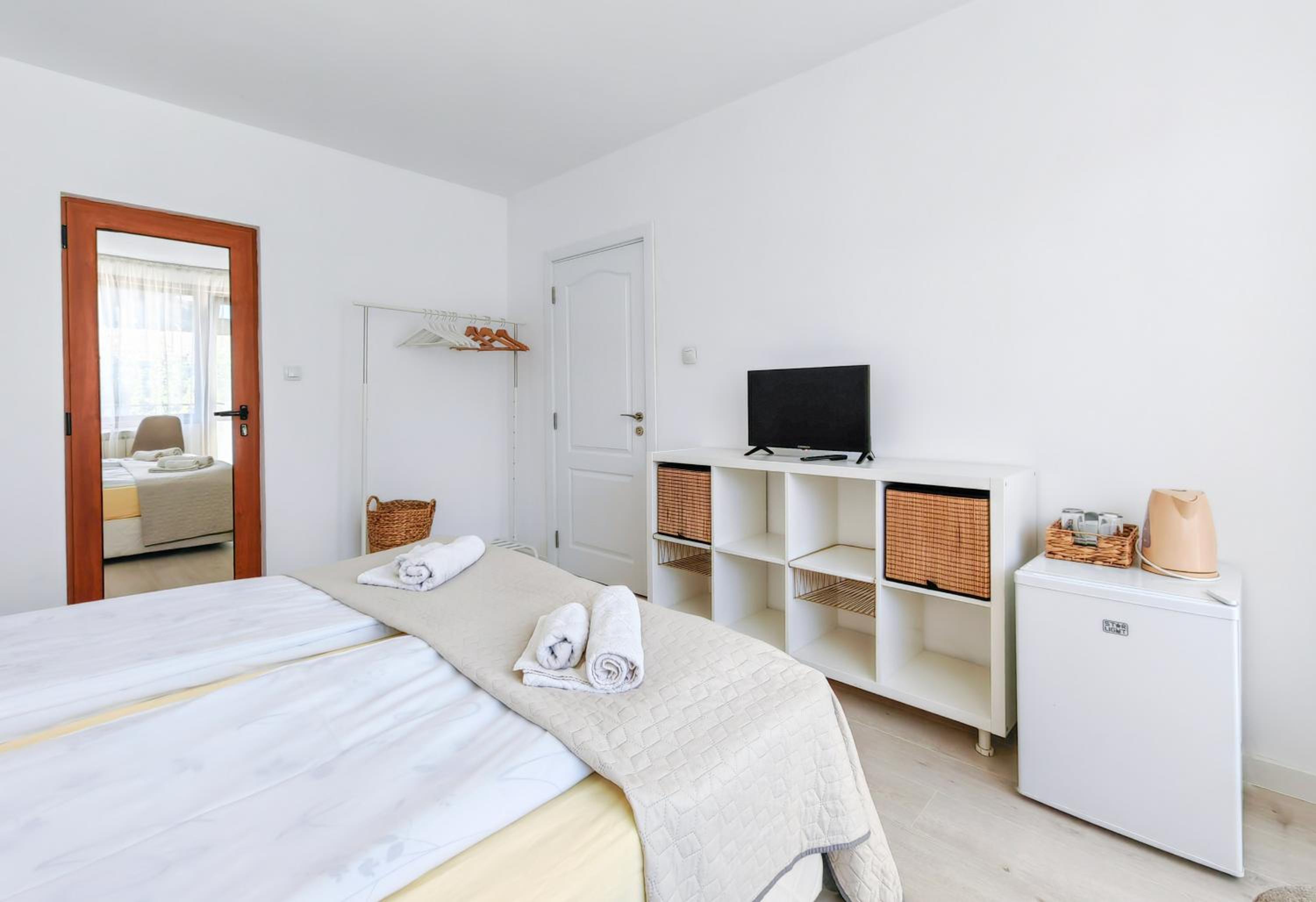Guest House 7