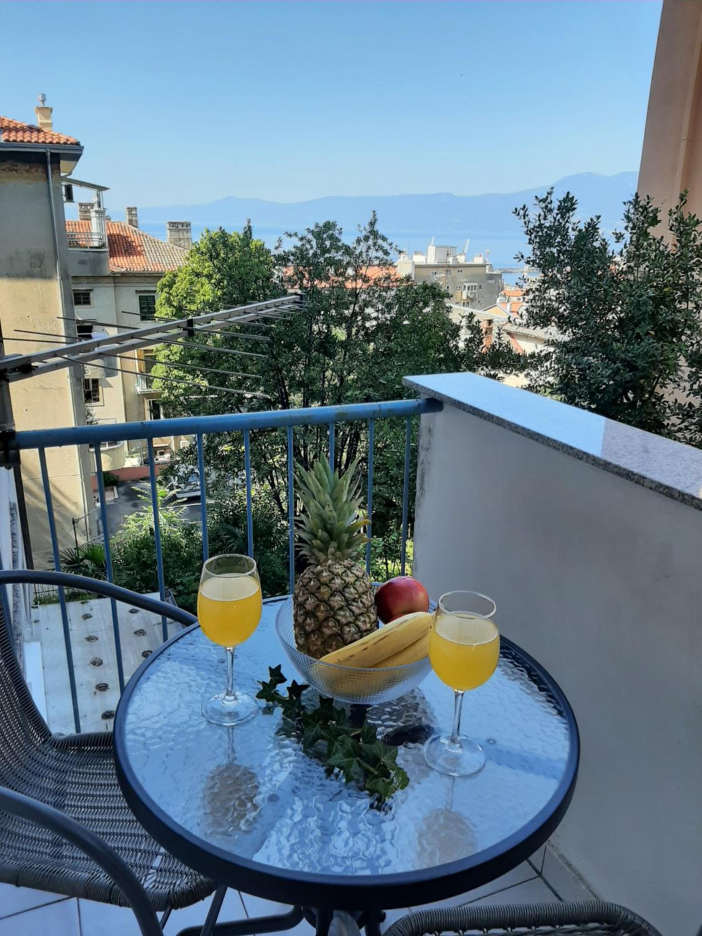 Amarena Apartment
