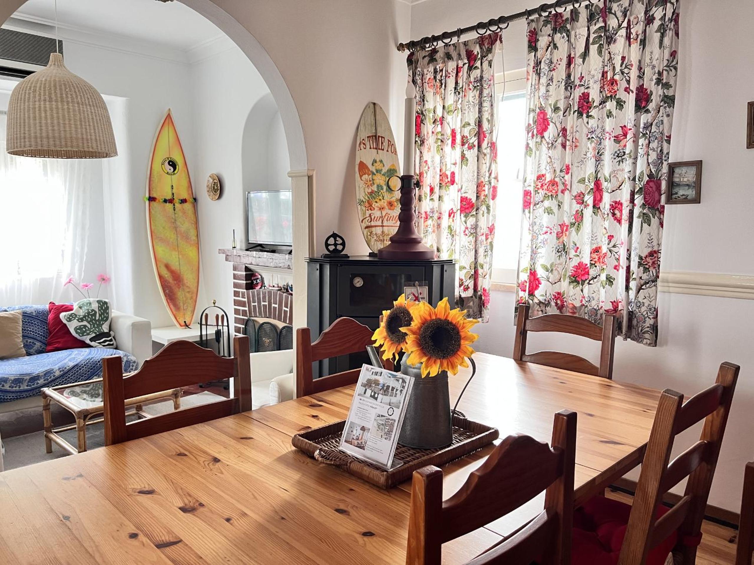 CAPARICA SURF VILLA by Caparica Villas
