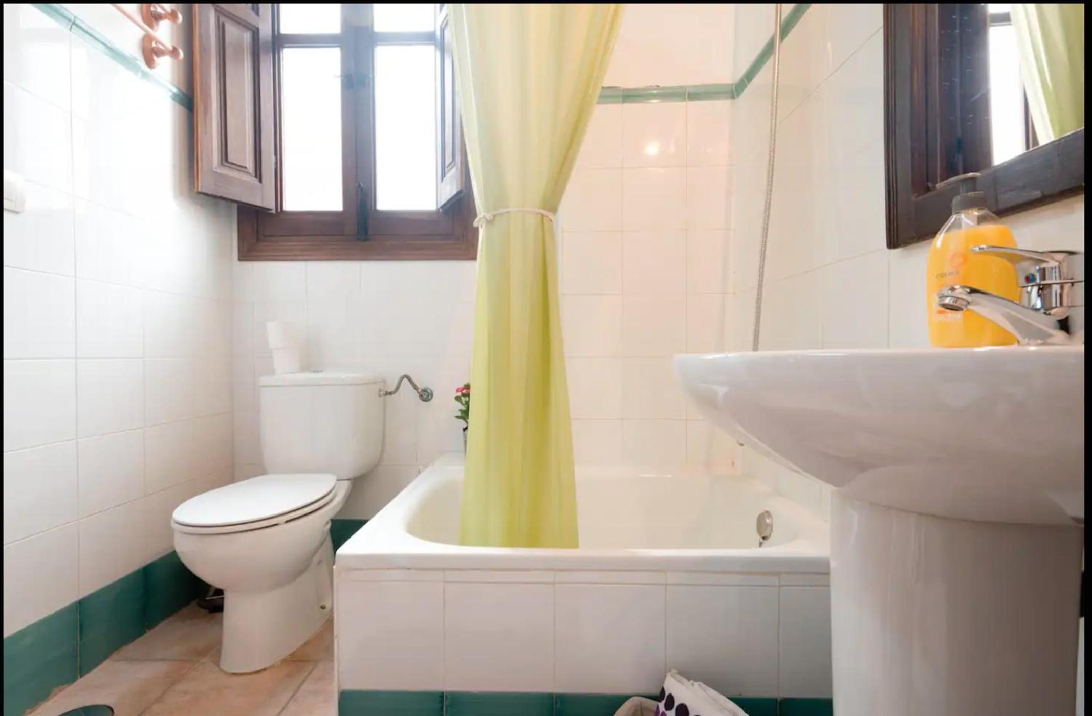 Apartamentos centro historico a los pies de la Alhambra