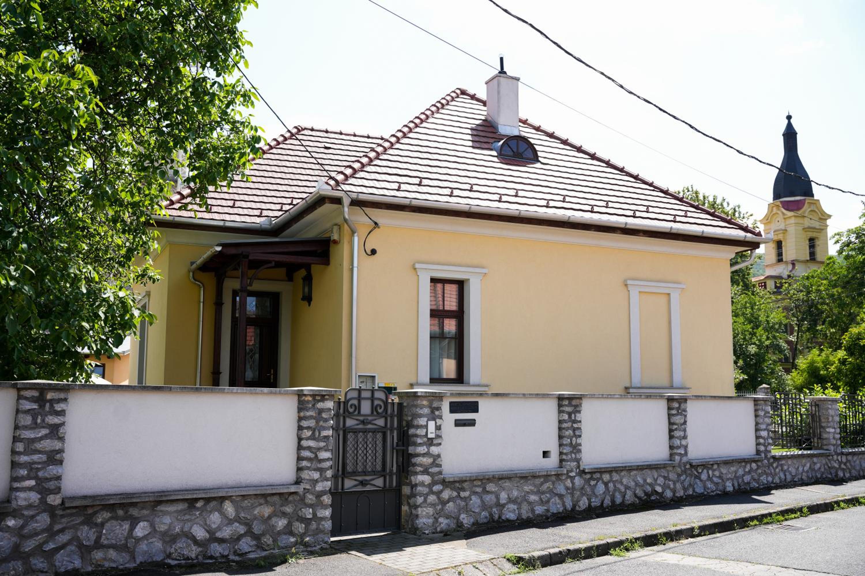 Photo 25