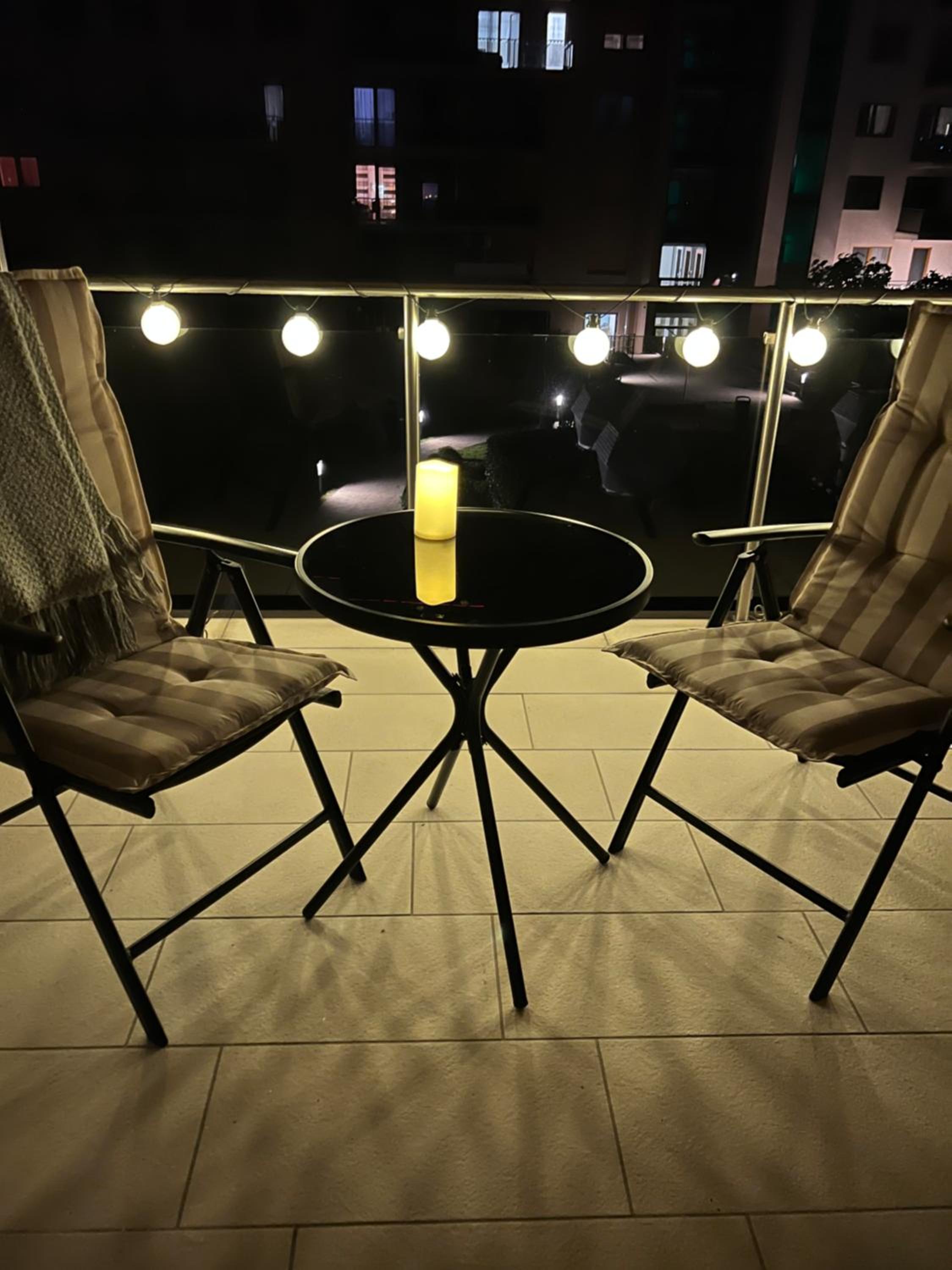 Marina apartment with Danube view and free garage, next to metro station view 3