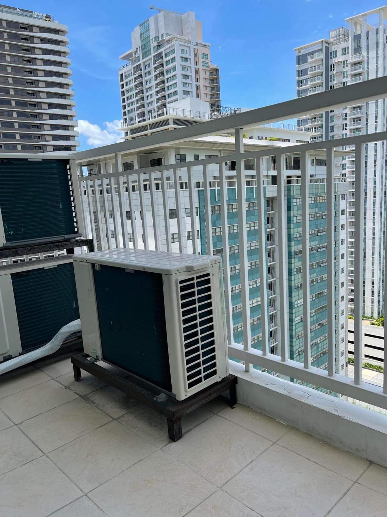Spacious Stylish Apartment with Two Bedrooms, near Mall view 5