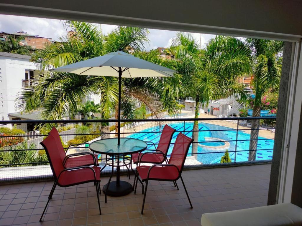 APARTASOLES SANTAFE