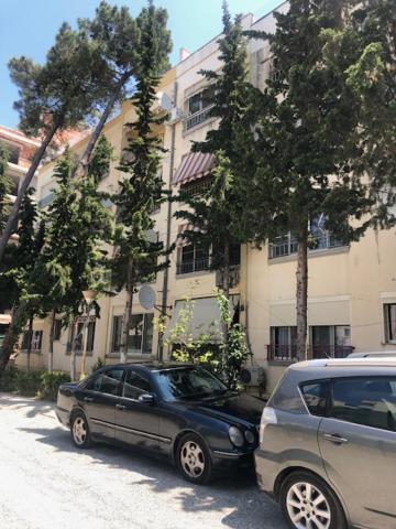 Lili's House Golem, Durres