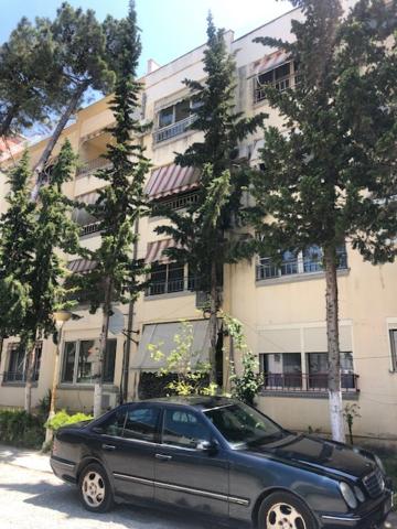 Lili's House Golem, Durres