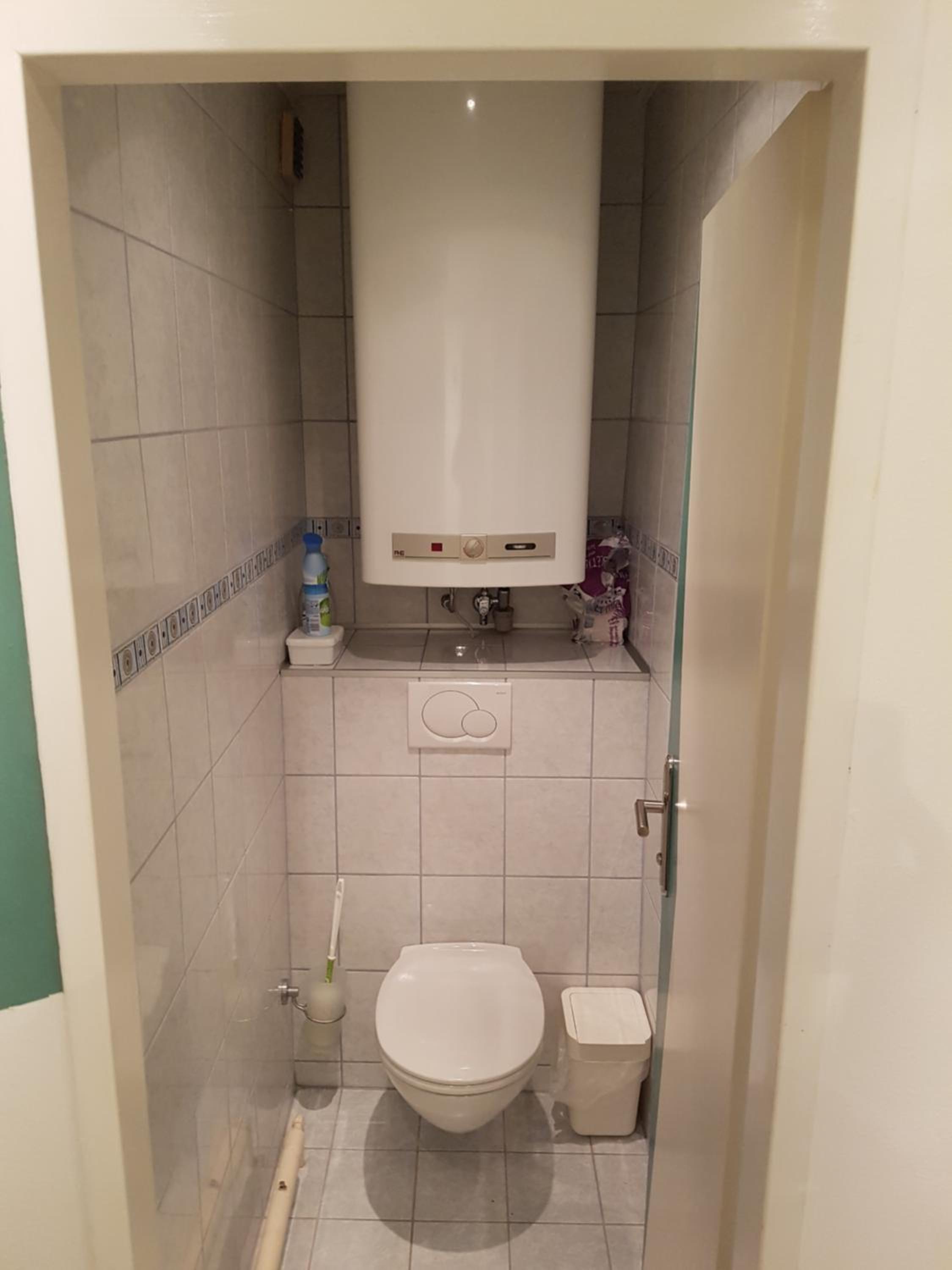 Esslinger Hauptstr Spacious apartment with loggia