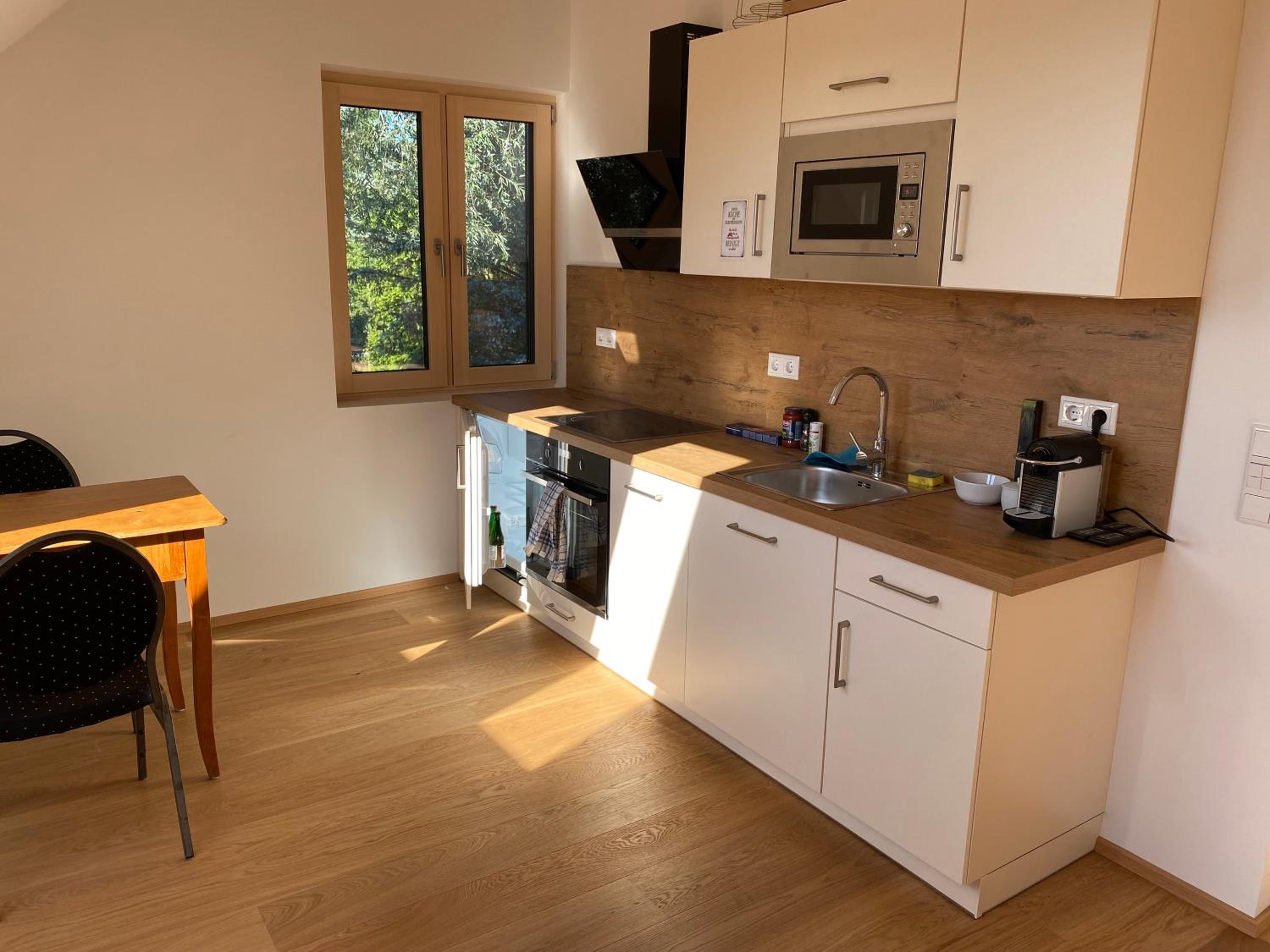 NICHT MEHR VERFÜGBAR Salzburg-Loft im Stadtteil Leopoldskron-Moos 120qm mit Balkon & Untersbergblick