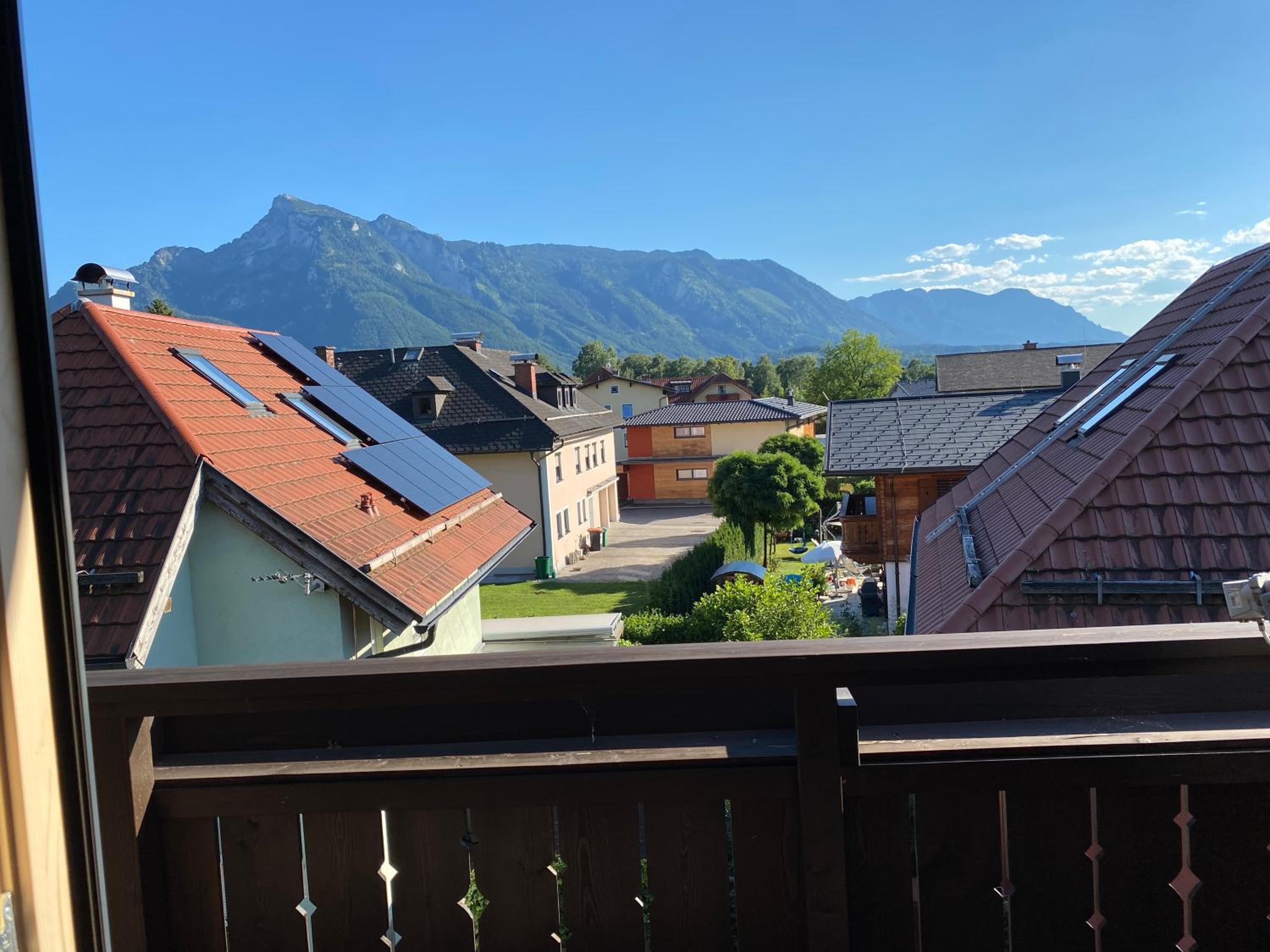 NICHT MEHR VERFÜGBAR Salzburg-Loft im Stadtteil Leopoldskron-Moos 120qm mit Balkon & Untersbergblick