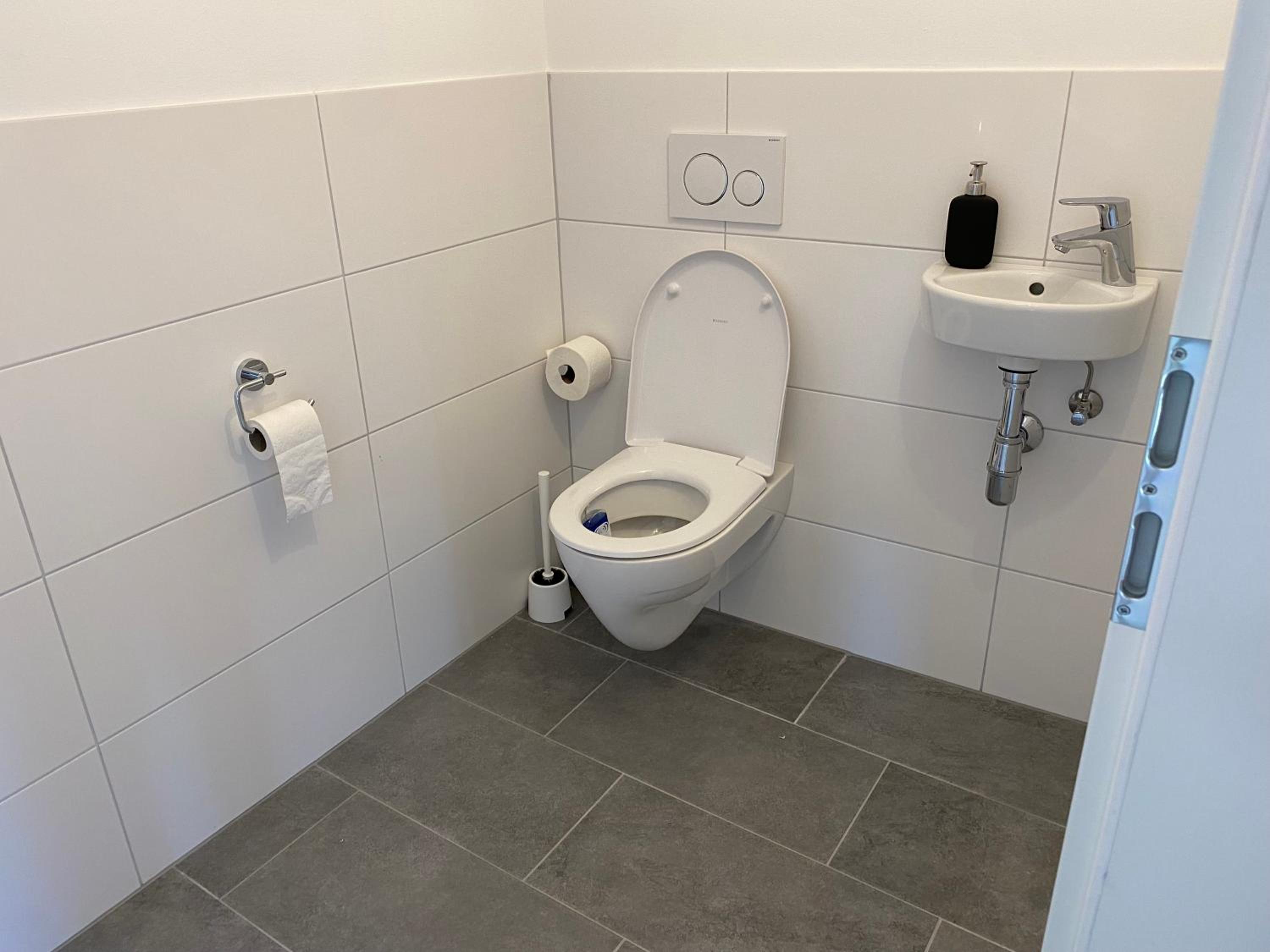 NICHT MEHR VERFÜGBAR Salzburg-Loft im Stadtteil Leopoldskron-Moos 120qm mit Balkon & Untersbergblick