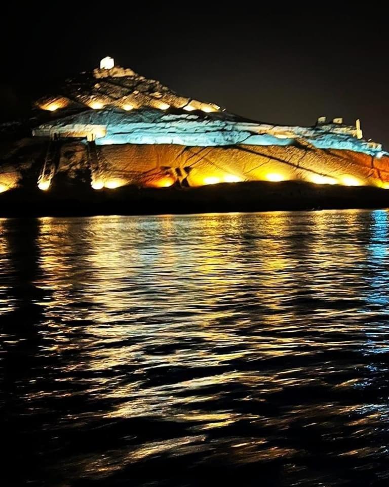 West aswan