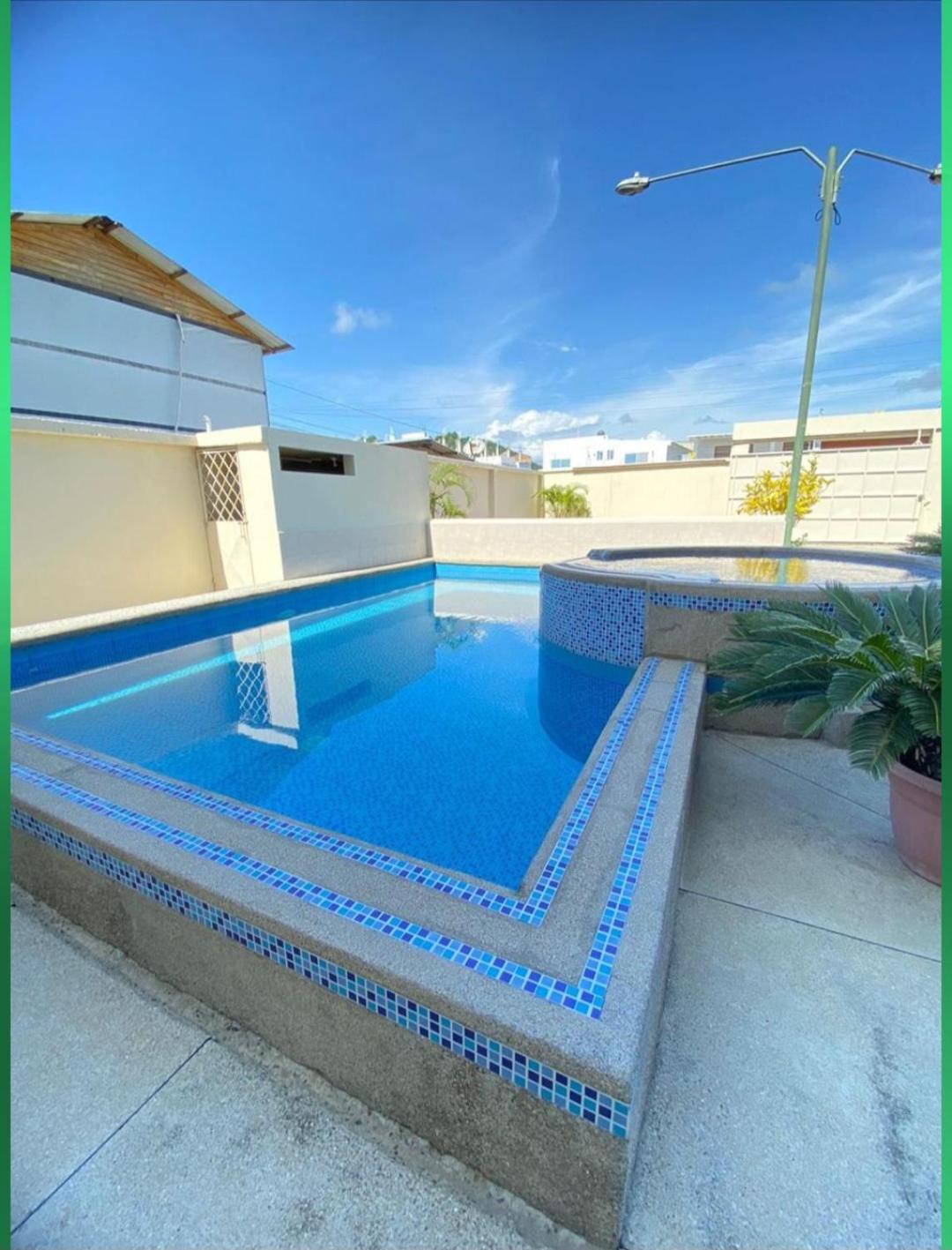 Departamento amoblado con piscina en San Clemente