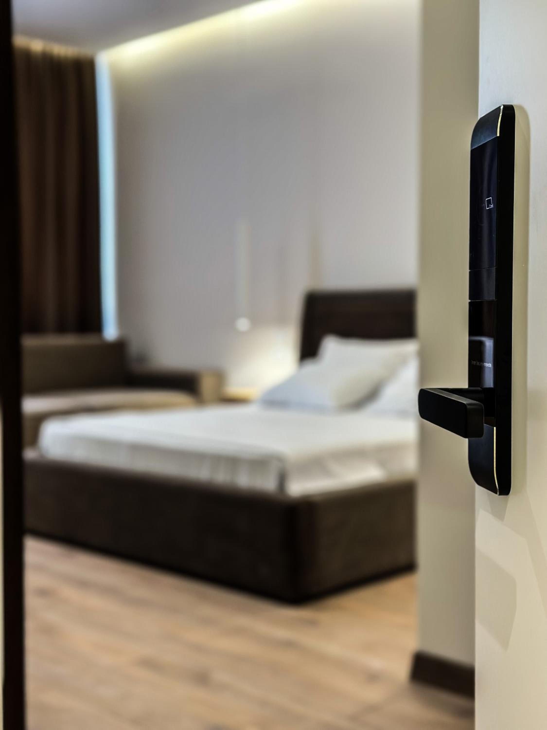 ALEXANDER Rooms & Apartments