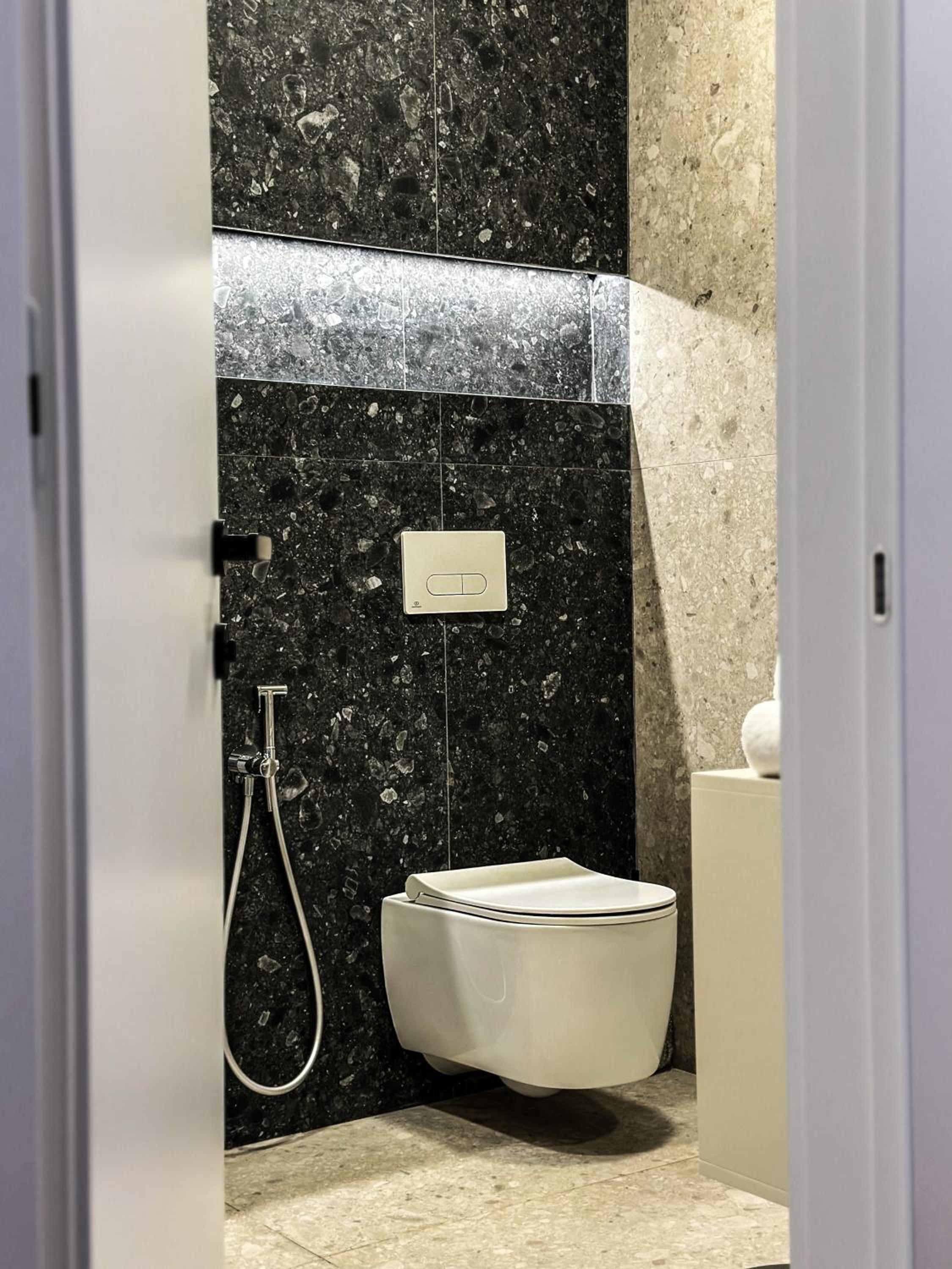 ALEXANDER Rooms & Apartments