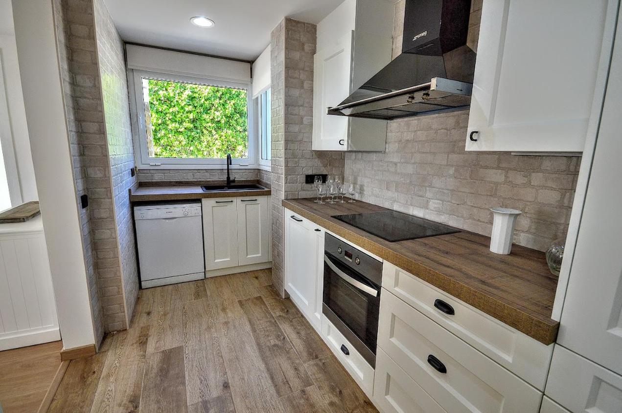 Leng Vacation Home