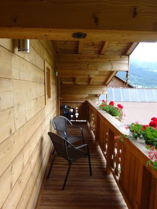 Gemütliche Dachgeschosswohnung mit Balkon & Garten