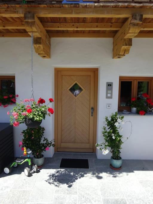 Gemütliche Dachgeschosswohnung mit Balkon & Garten