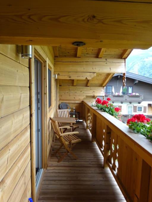 Gemütliche Dachgeschosswohnung mit Balkon & Garten