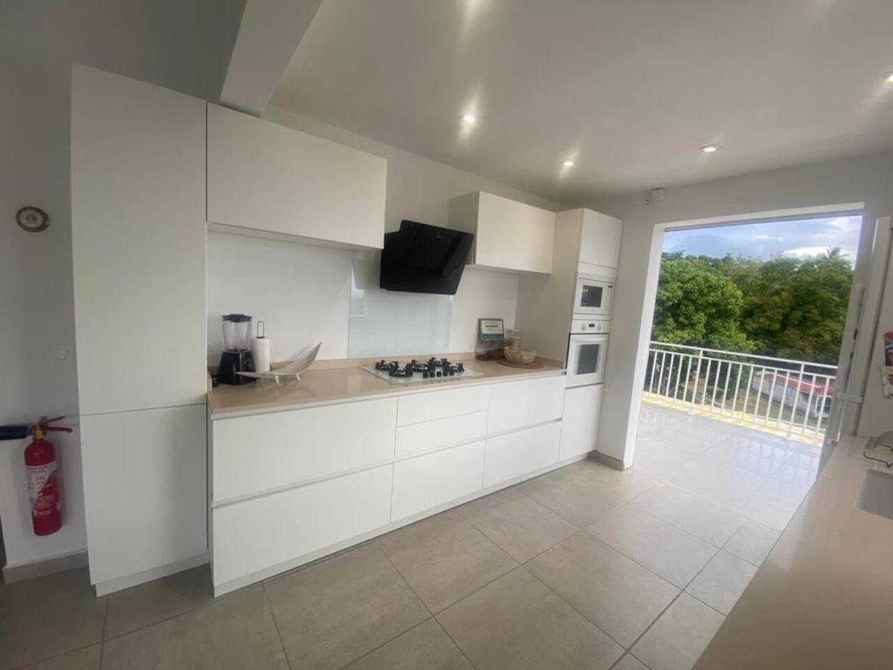 Villa Blue Sunrise Pool & Jacuzzi 5mn de la mer