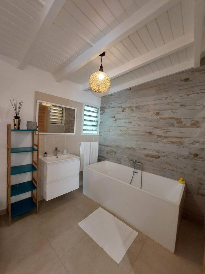 Villa Blue Sunrise Pool & Jacuzzi 5mn de la mer