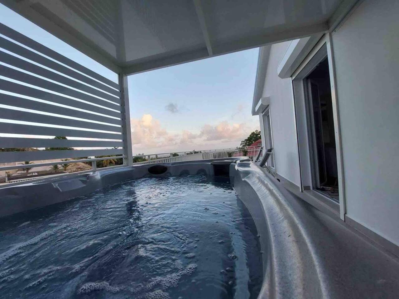 Villa Blue Sunrise Pool & Jacuzzi 5mn de la mer