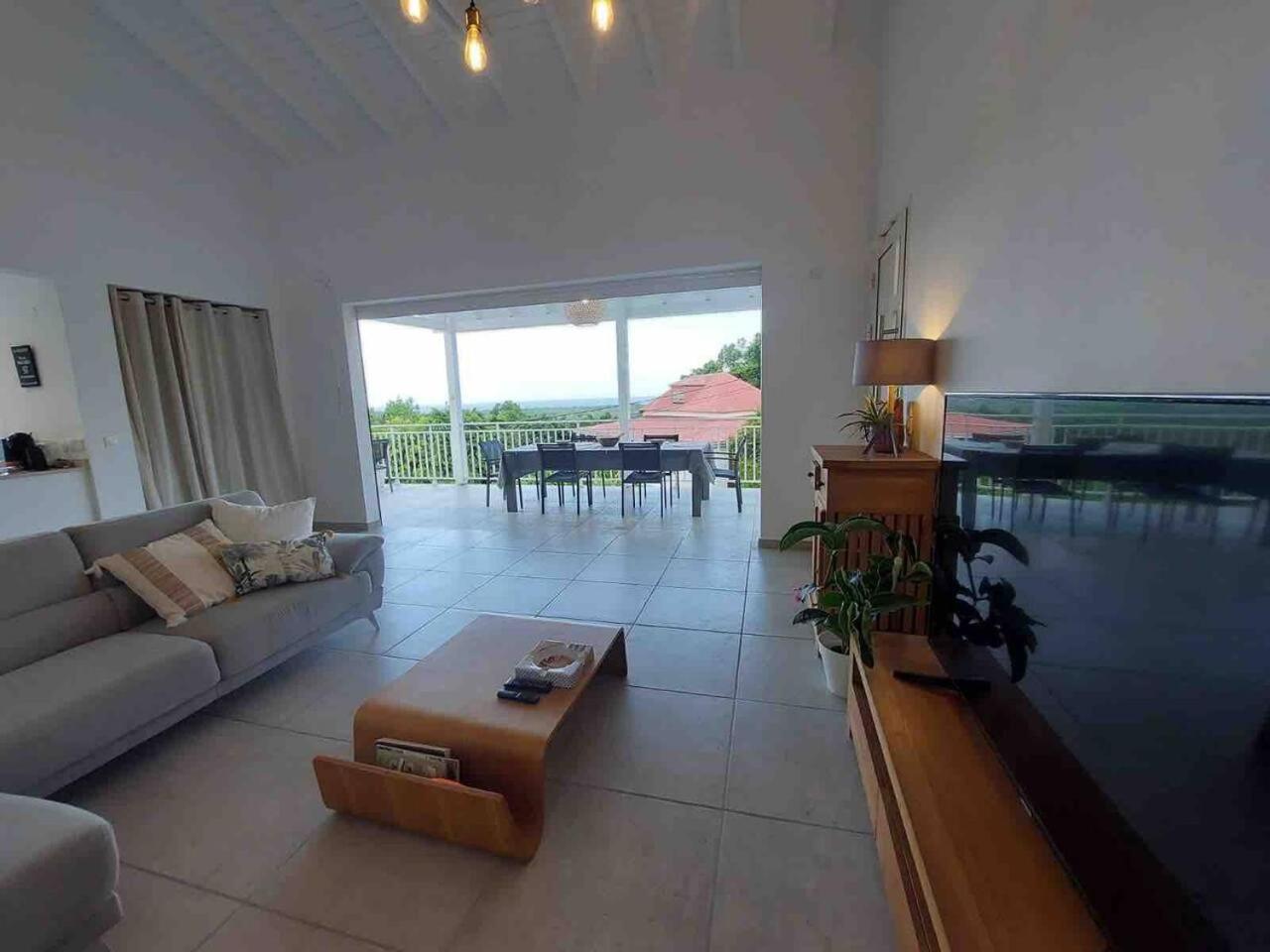 Villa Blue Sunrise Pool & Jacuzzi 5mn de la mer