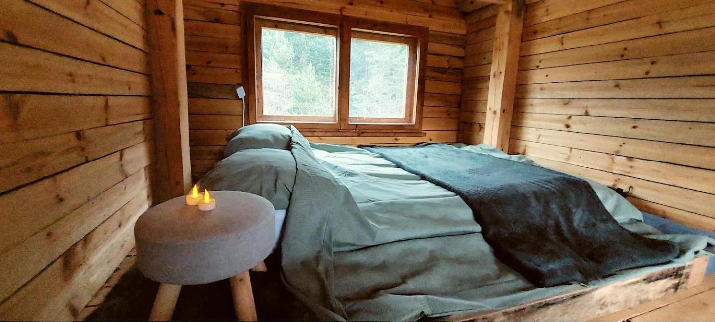 Unique off-grid cabin in raw nature: Bucephalus