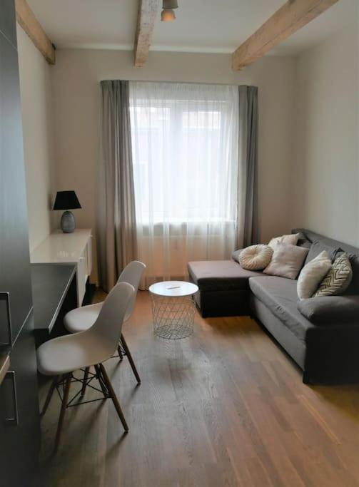 Lovely 1-bedroom condo view 3