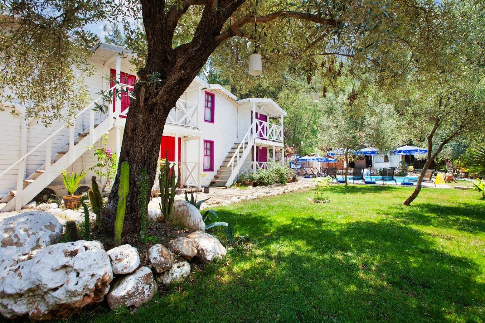 Chakra Beach Kabak