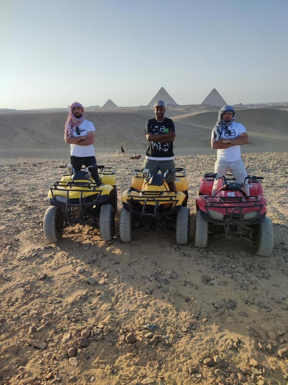 Jana Pyramids view inn
