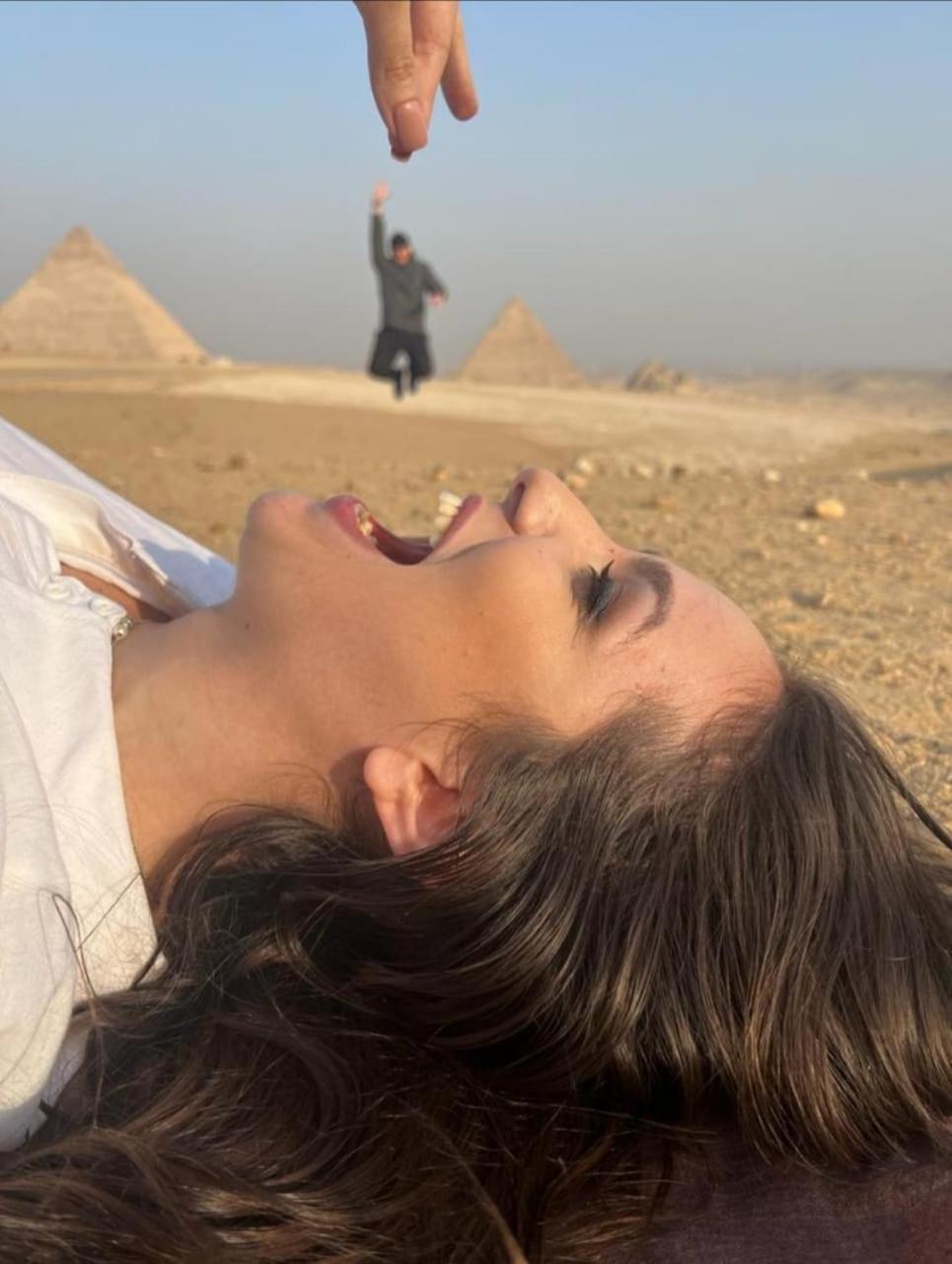 Jana Pyramids view inn