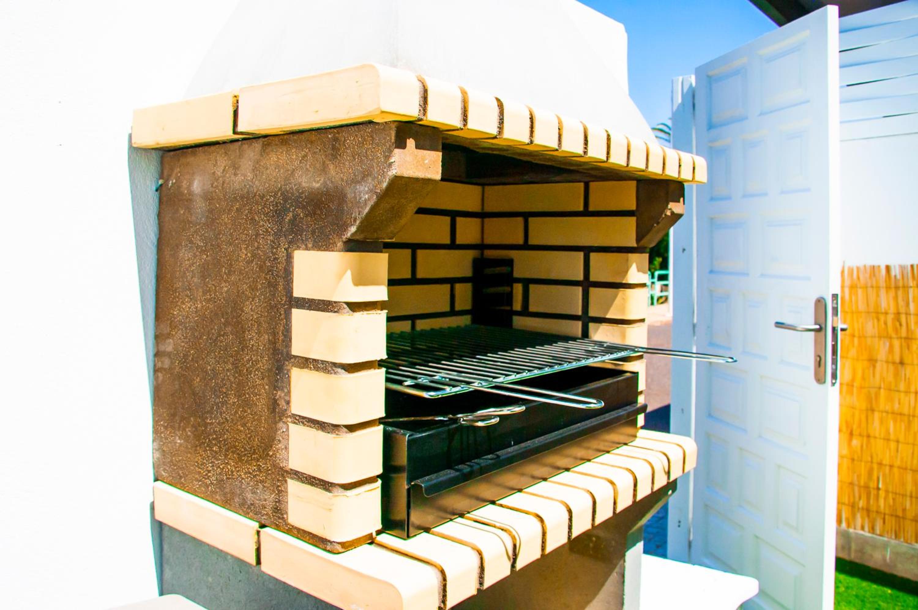Vibesol Pool Heated House