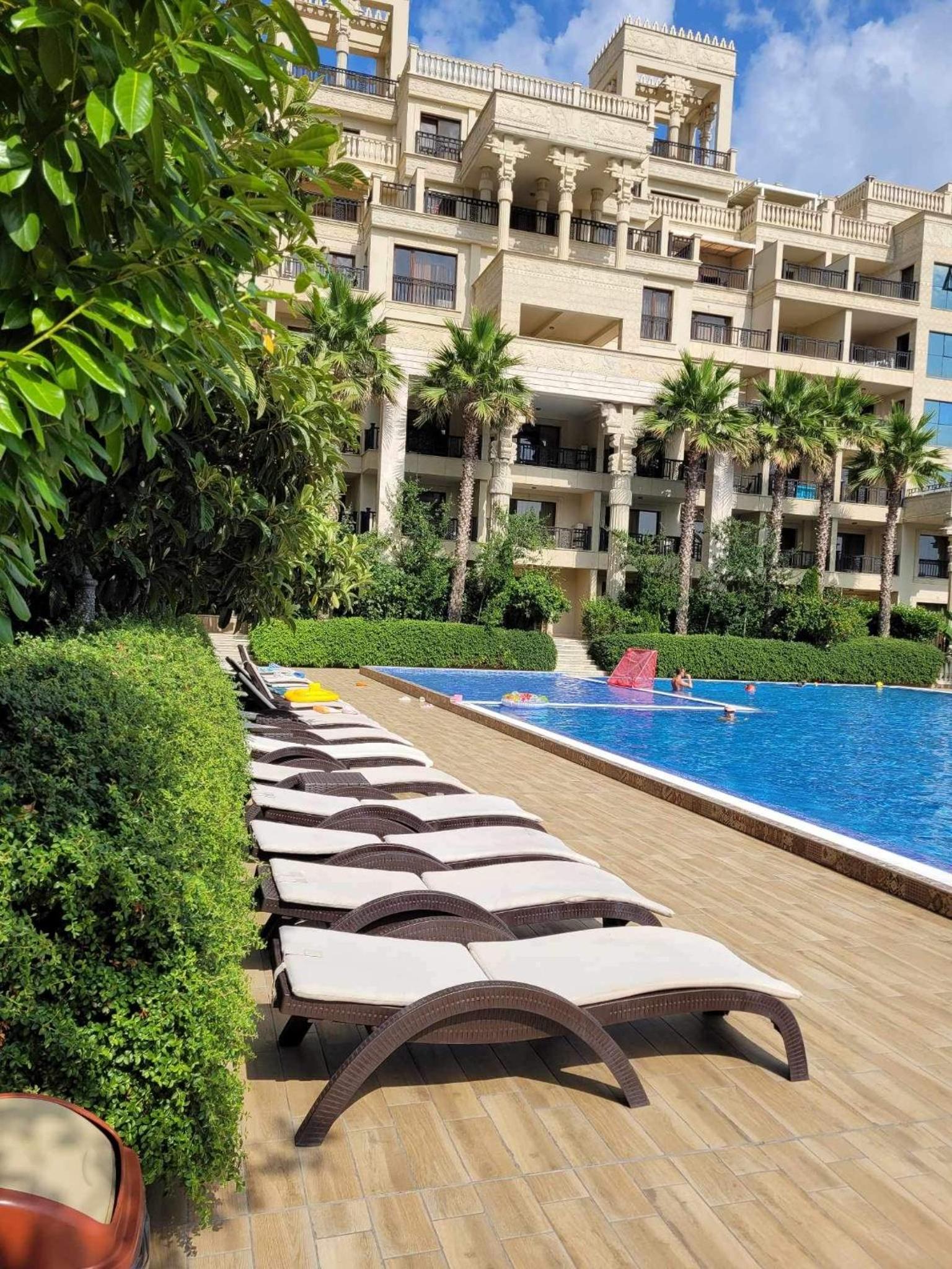 Argisht Luxury Apartment Golden Sands