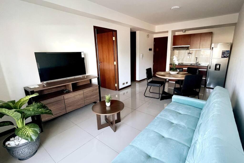 Departamento 2 ambientes full amenities + Cochera