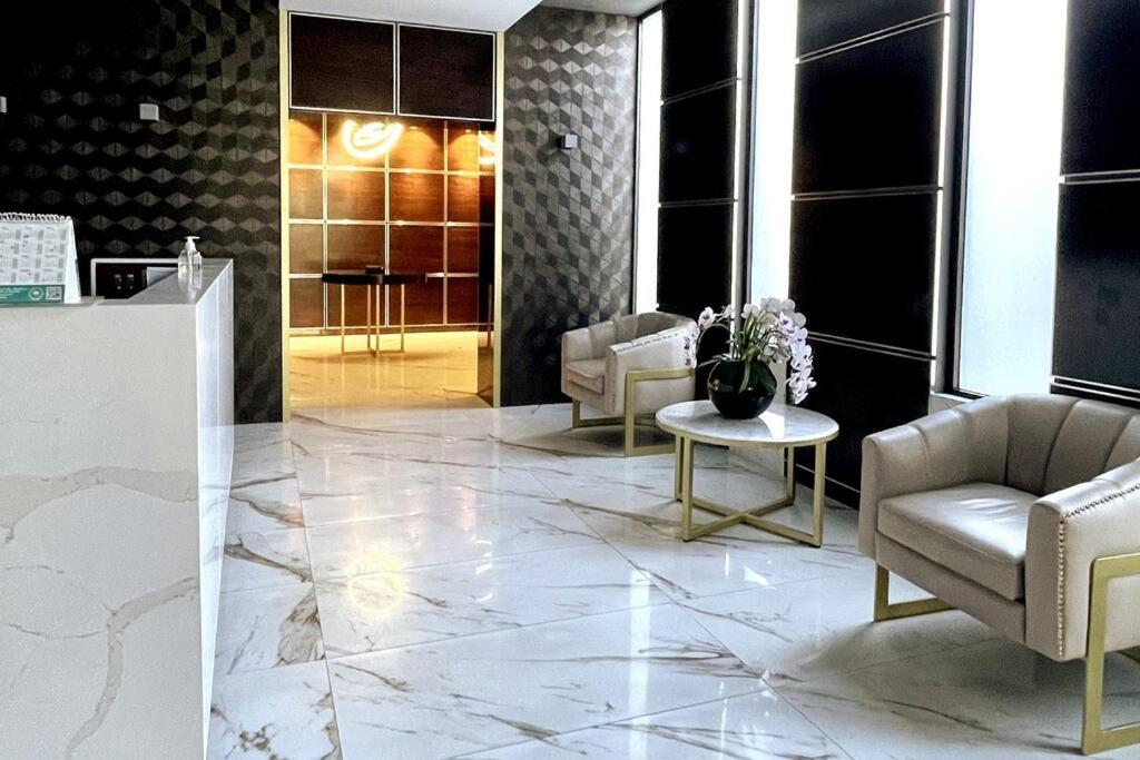 Departamento 2 ambientes full amenities + Cochera