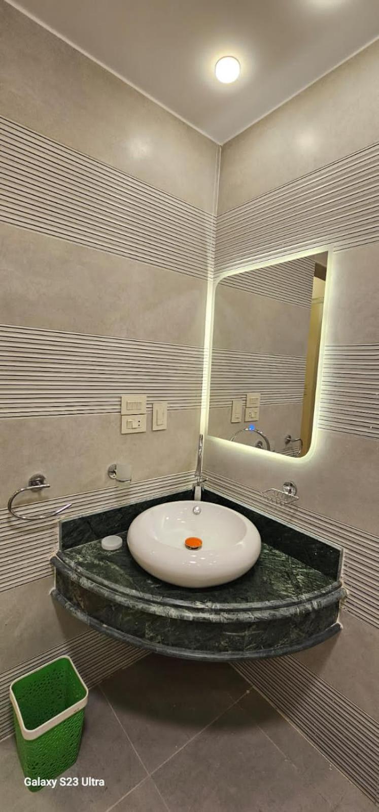VIP Nile Tower