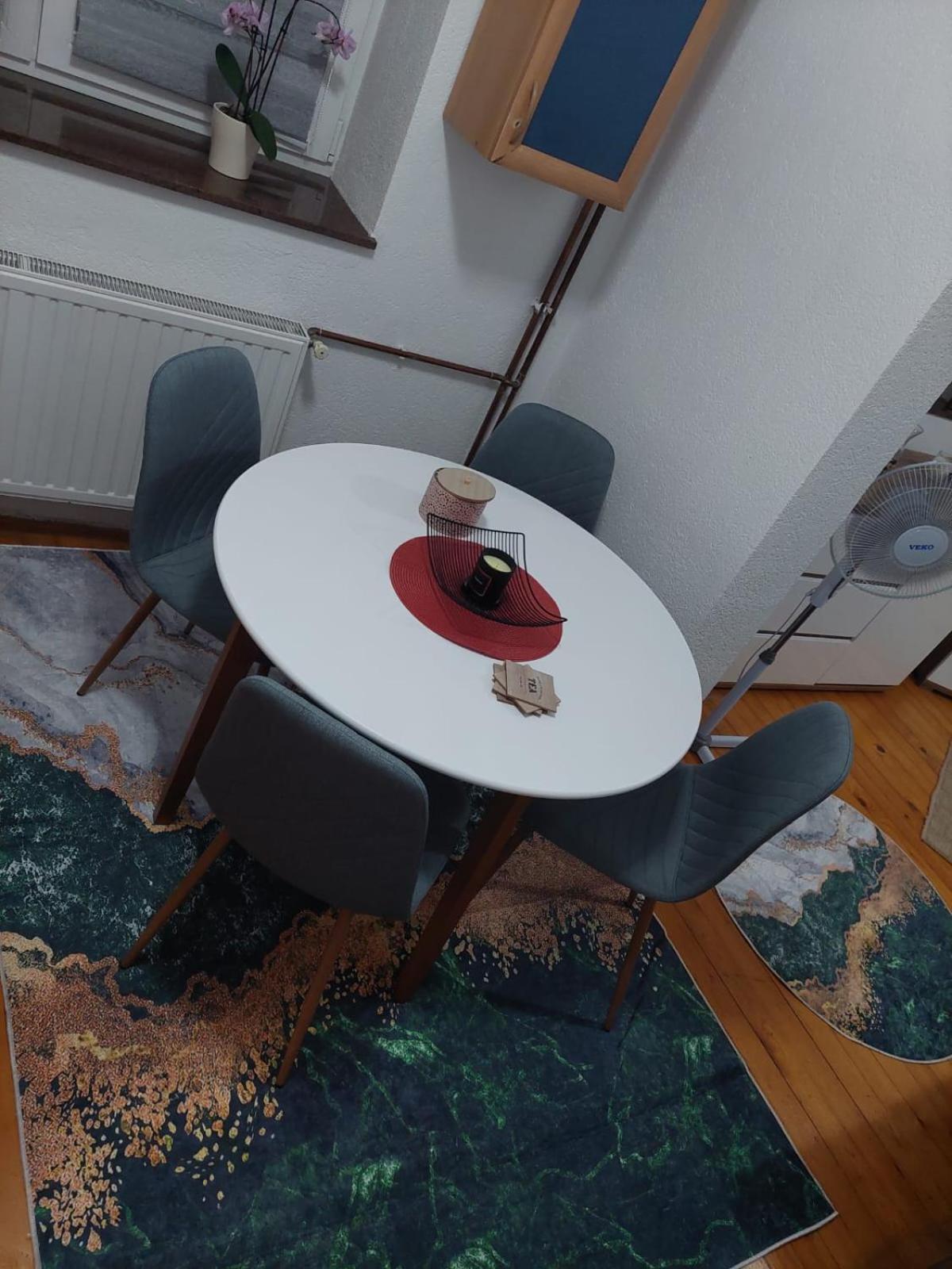 Ema Apartman