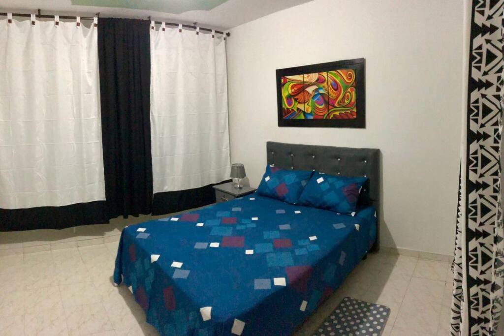 Apartamento con buena ubicación PARA FAMILIA Grande