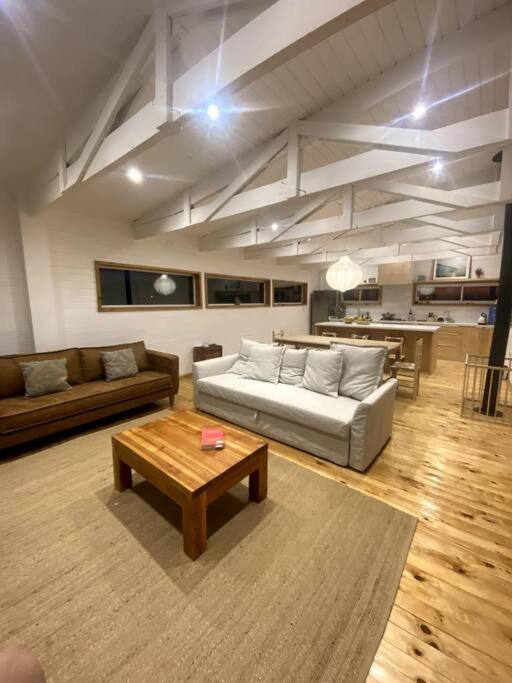 Buchuvillas Surf House
