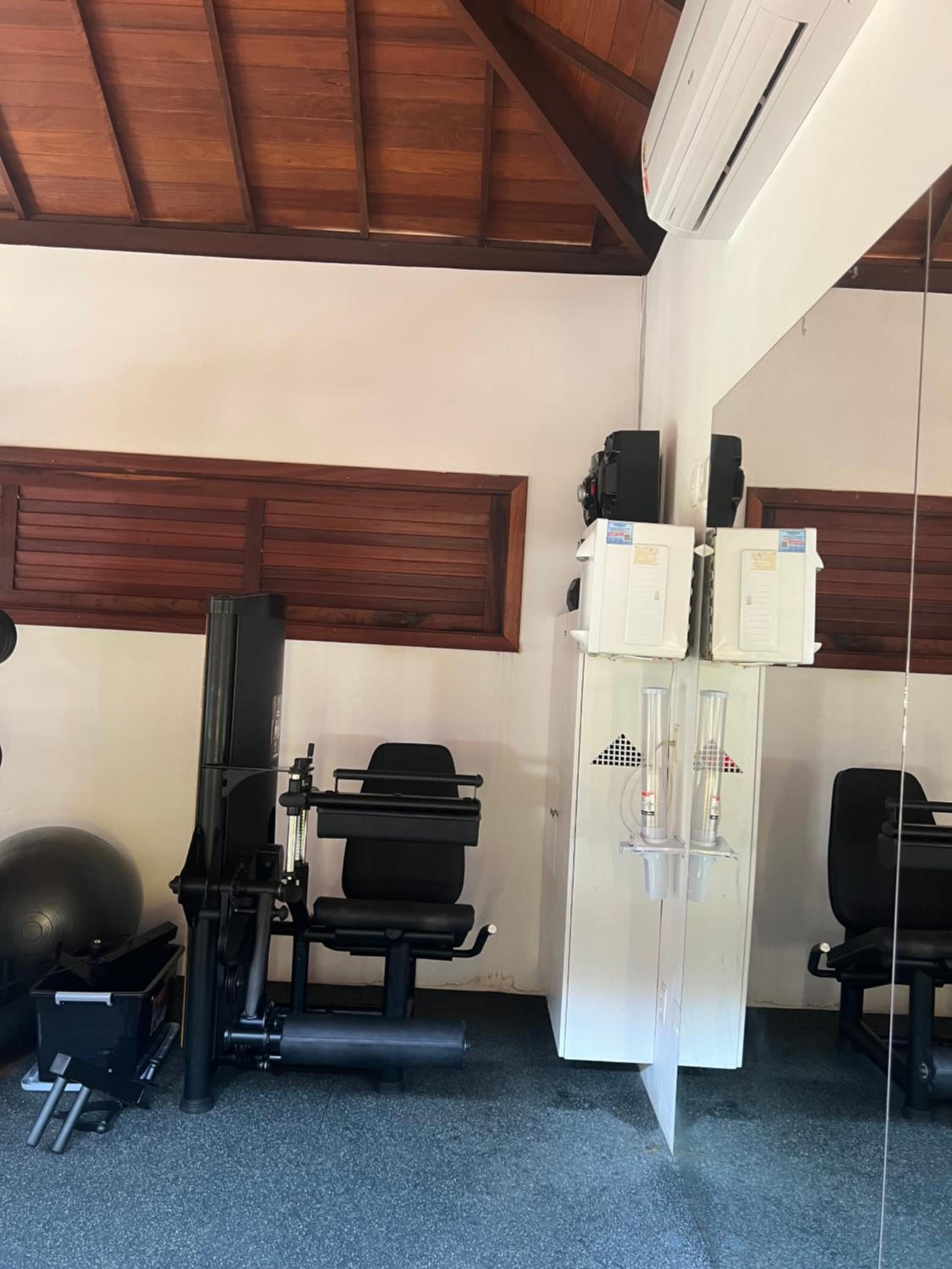 Apartamento 2 suítes em condomínio de luxo no centro