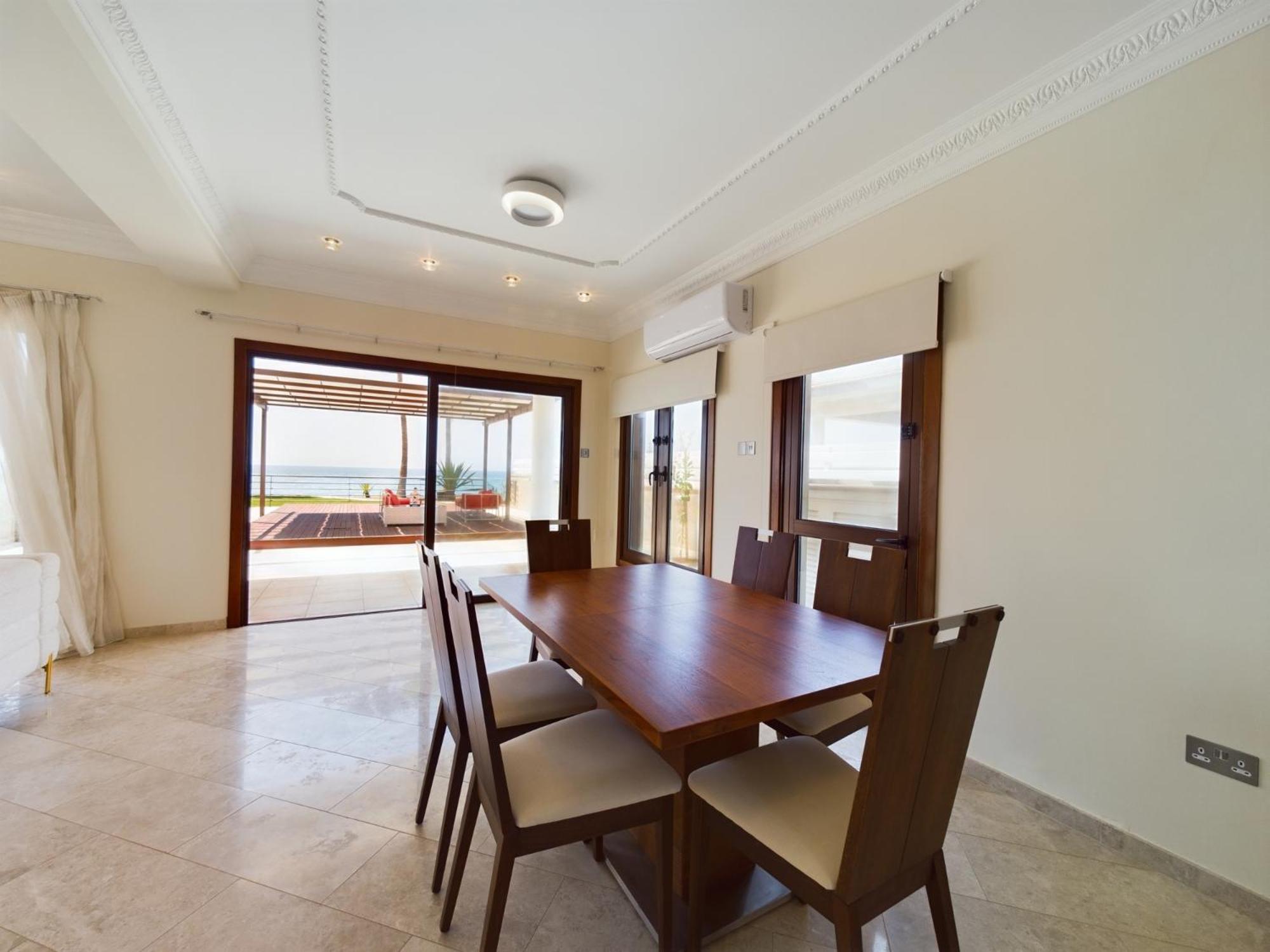 Fabulous beach front house with pool