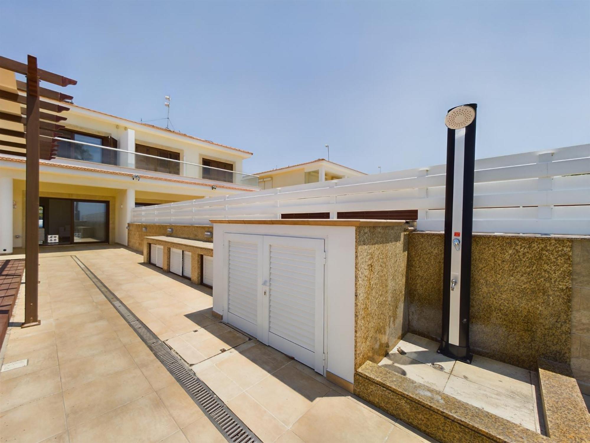 Fabulous beach front house with pool