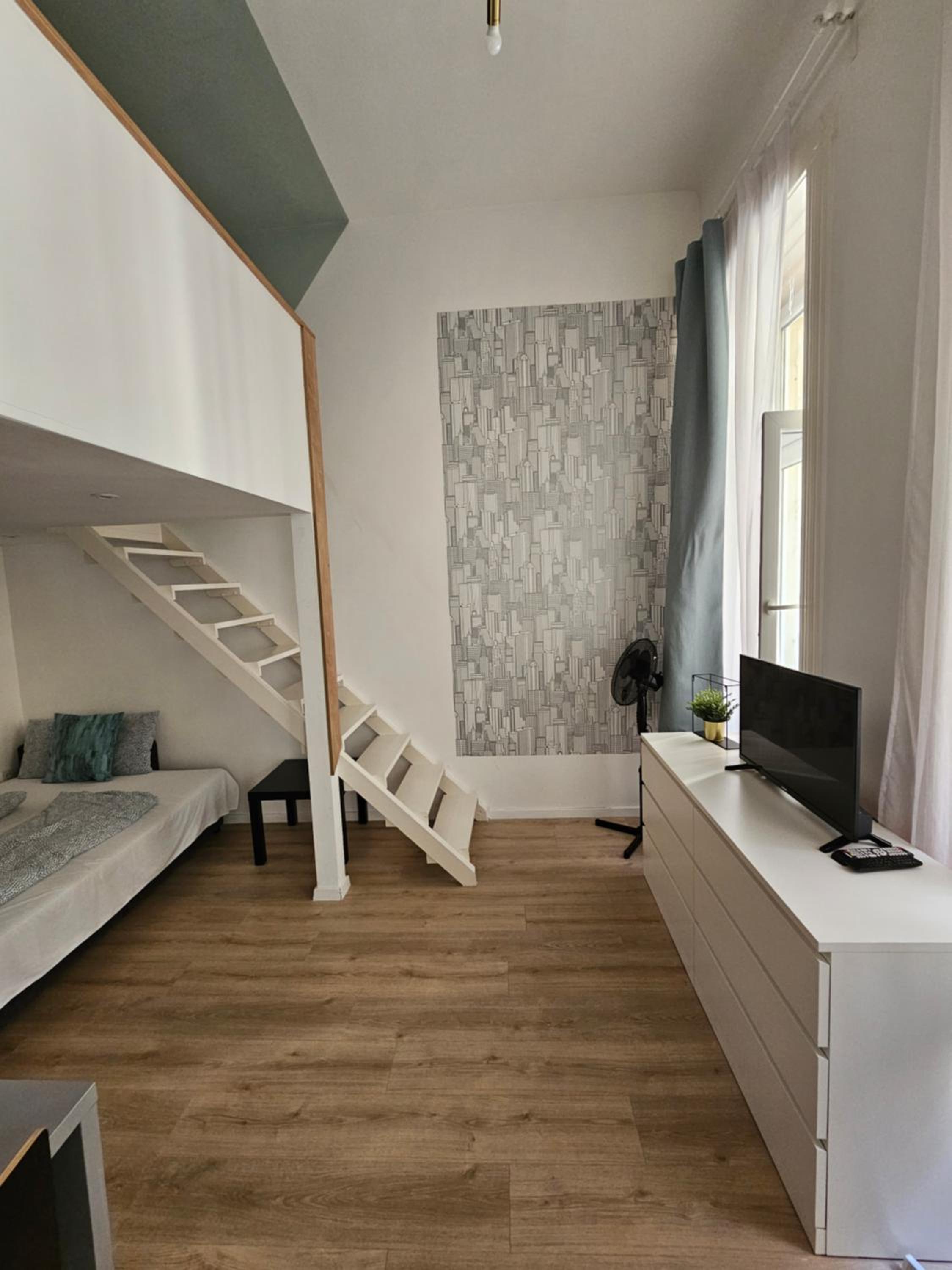 Stylish Suite WestEnd view 5
