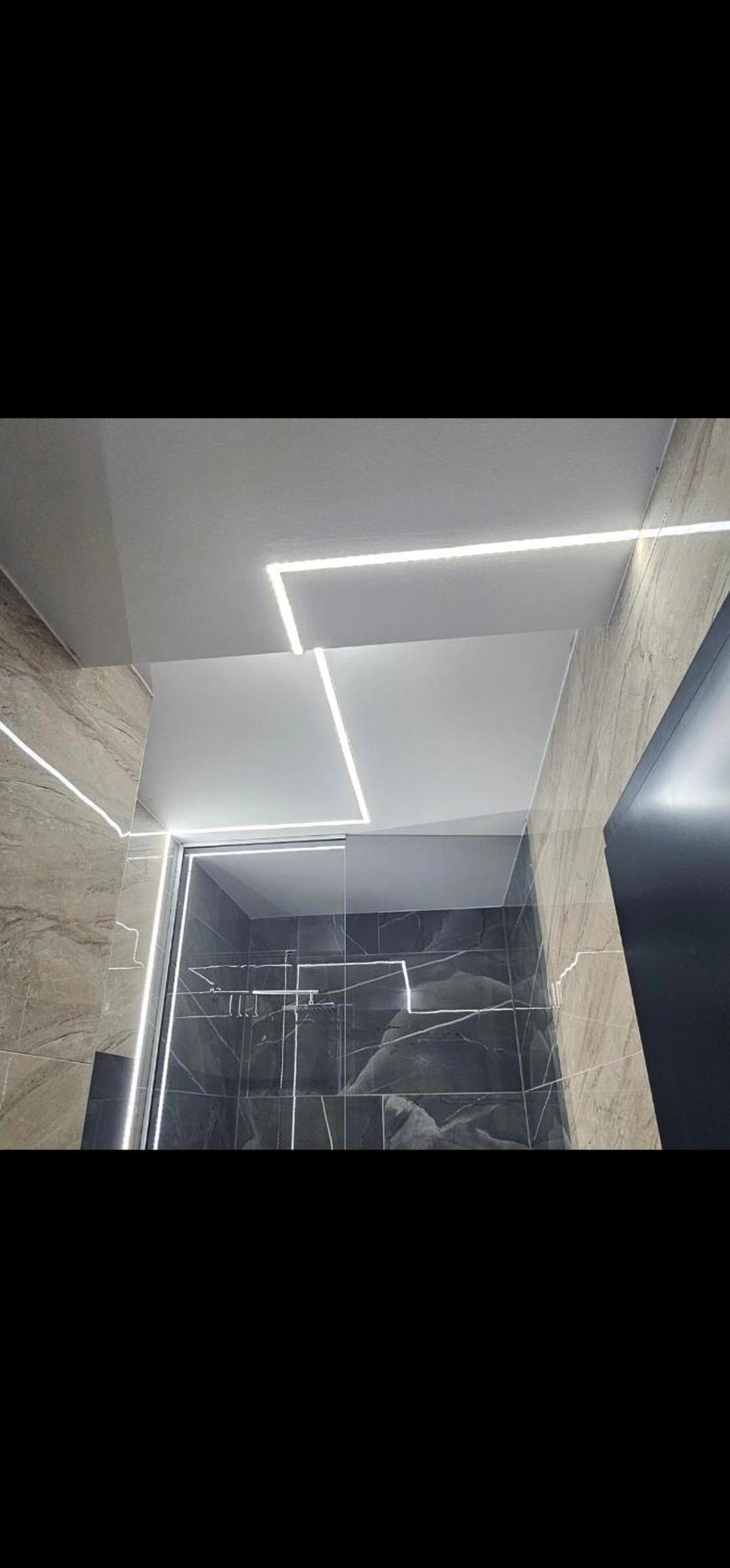 Luxury Room 's