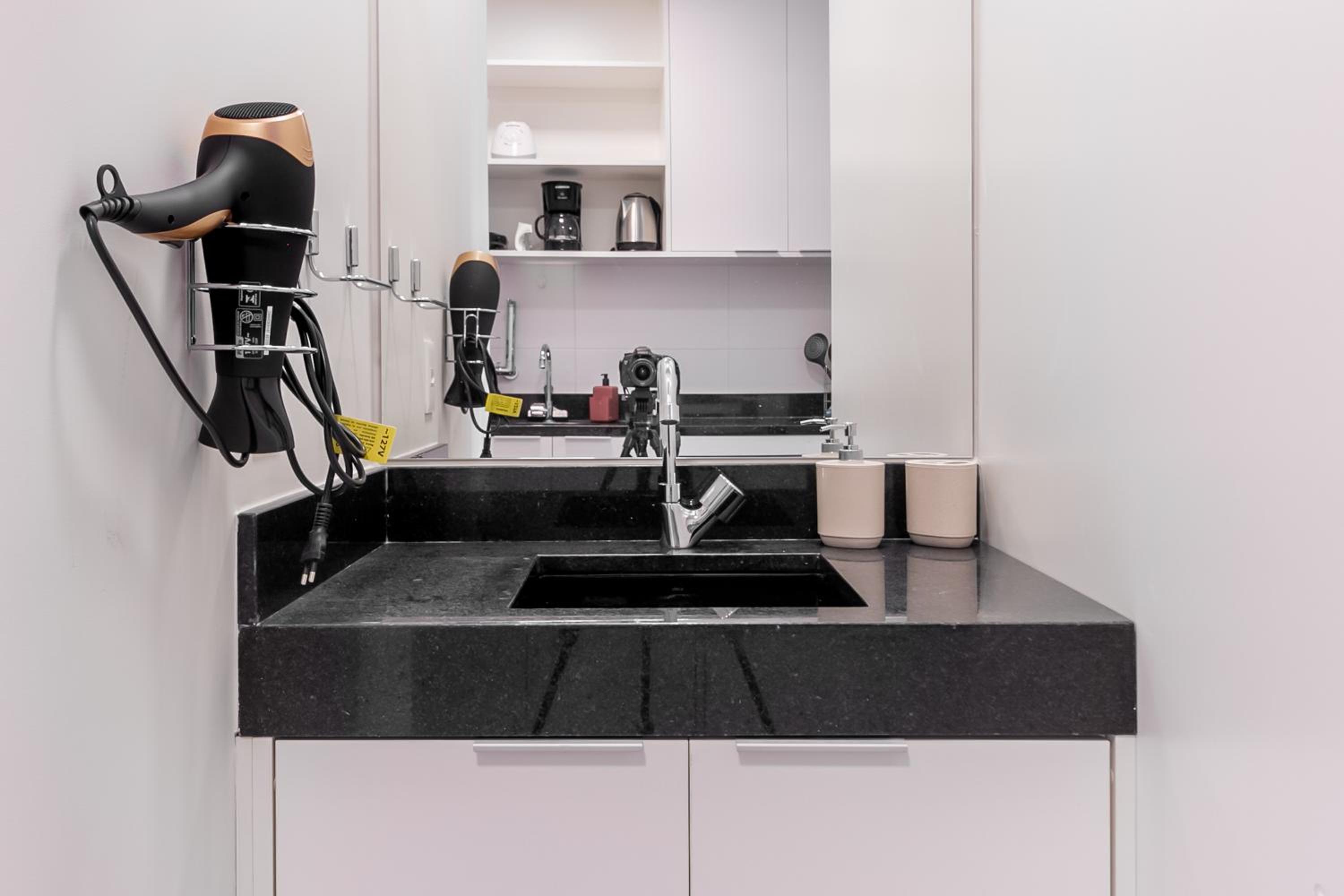 Studio Hub Vila Madalena perto do metrô