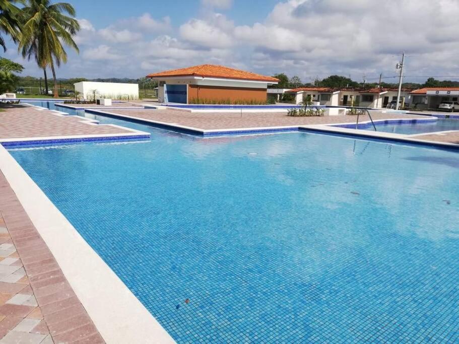 Condo Jaco bejuco frente al mar y casa con piscina