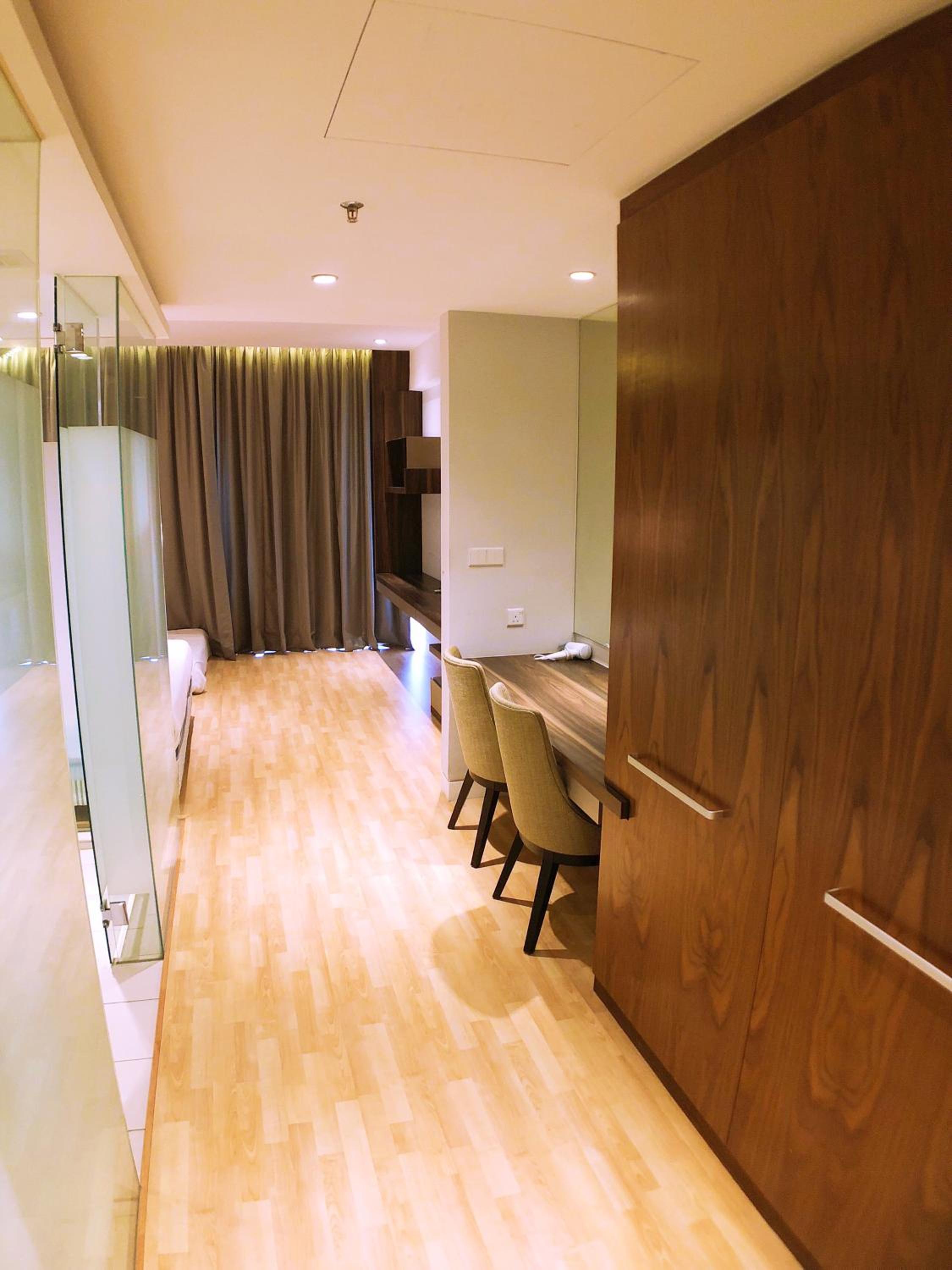 Greystone D' Majestic Place
