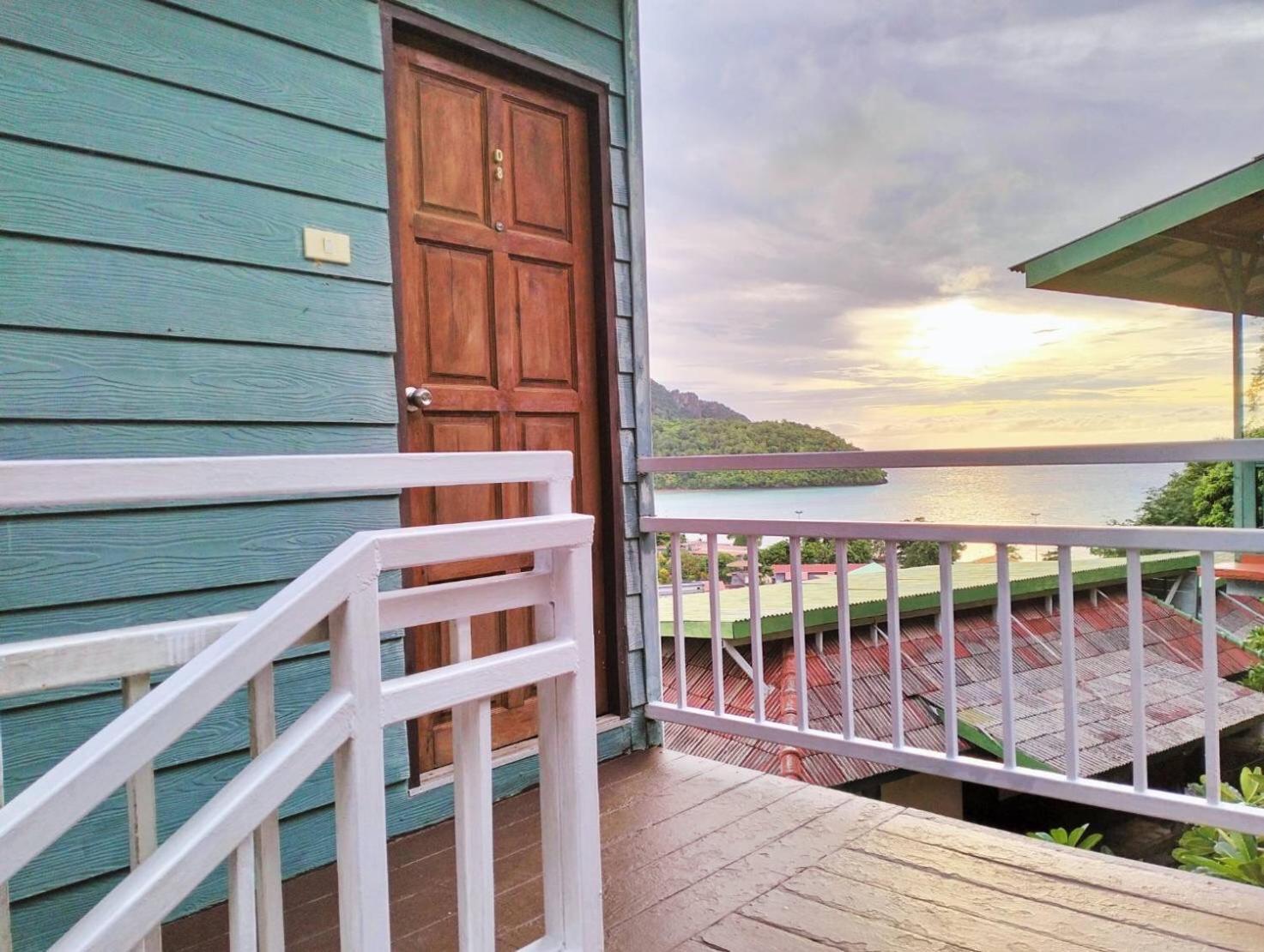 Blue View House Phi Phi