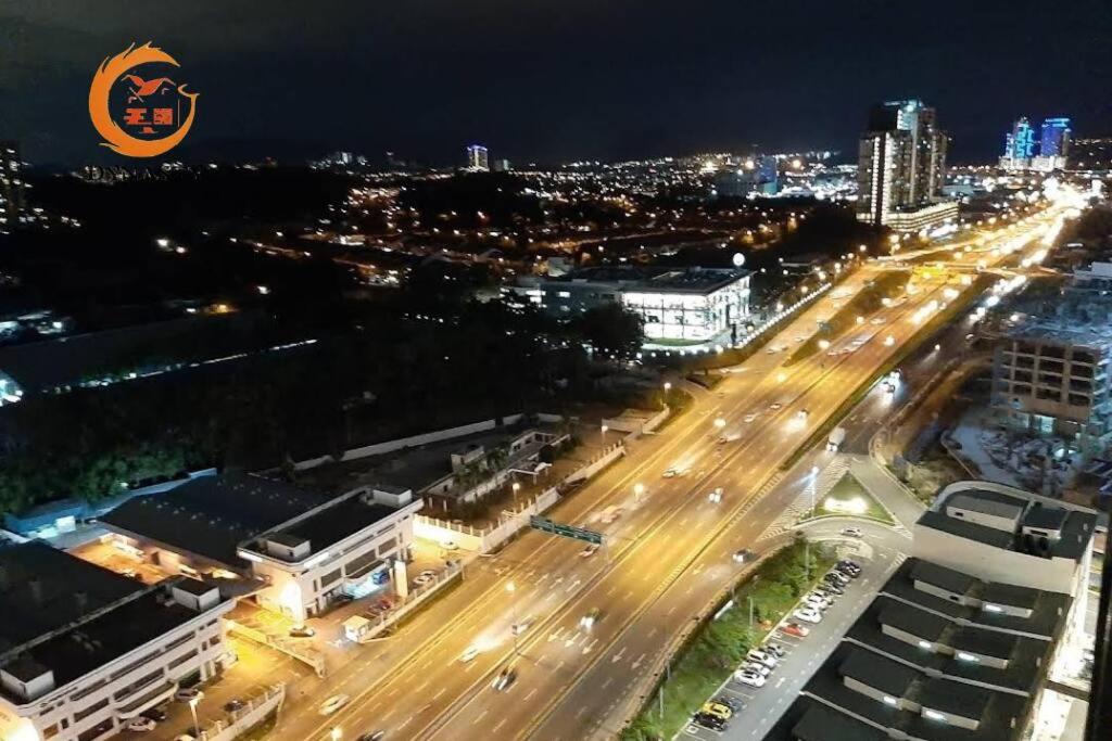 Symphony Tower Limited Big Balcony Studio photo 3